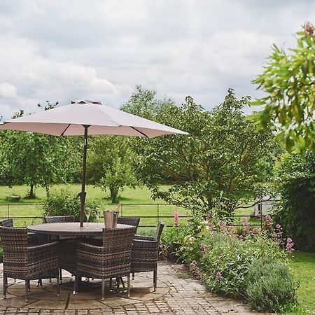 Apple Tree Cottage Beckford Eksteriør billede